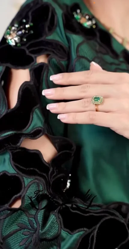 کت و دامن دلینا